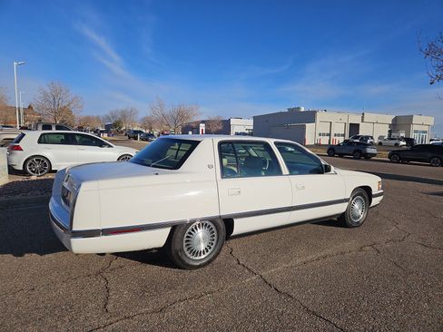 Used 1994 Cadillac De Ville Sedan image 3