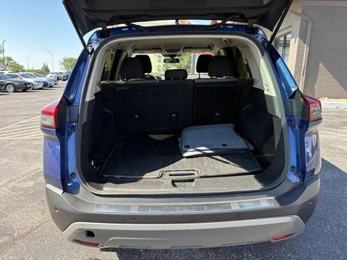 Used 2023 Nissan Rogue SV AWD/4WD image 9