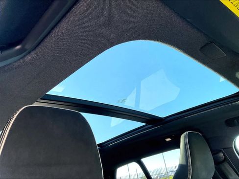 Used 2023 Volvo XC40 Recharge Ultimate w/ Protection Package Premier image 25