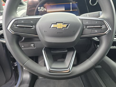 Used 2026 Chevrolet Equinox EV LT FWD image 30