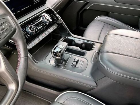 Used 2024 GMC Sierra 1500 AT4X image 13