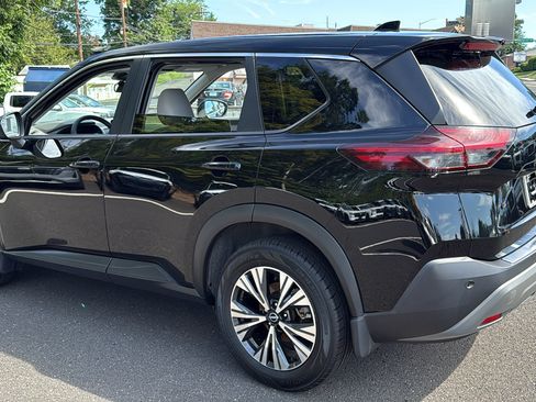 Certified 2023 Nissan Rogue SV AWD/4WD image 22