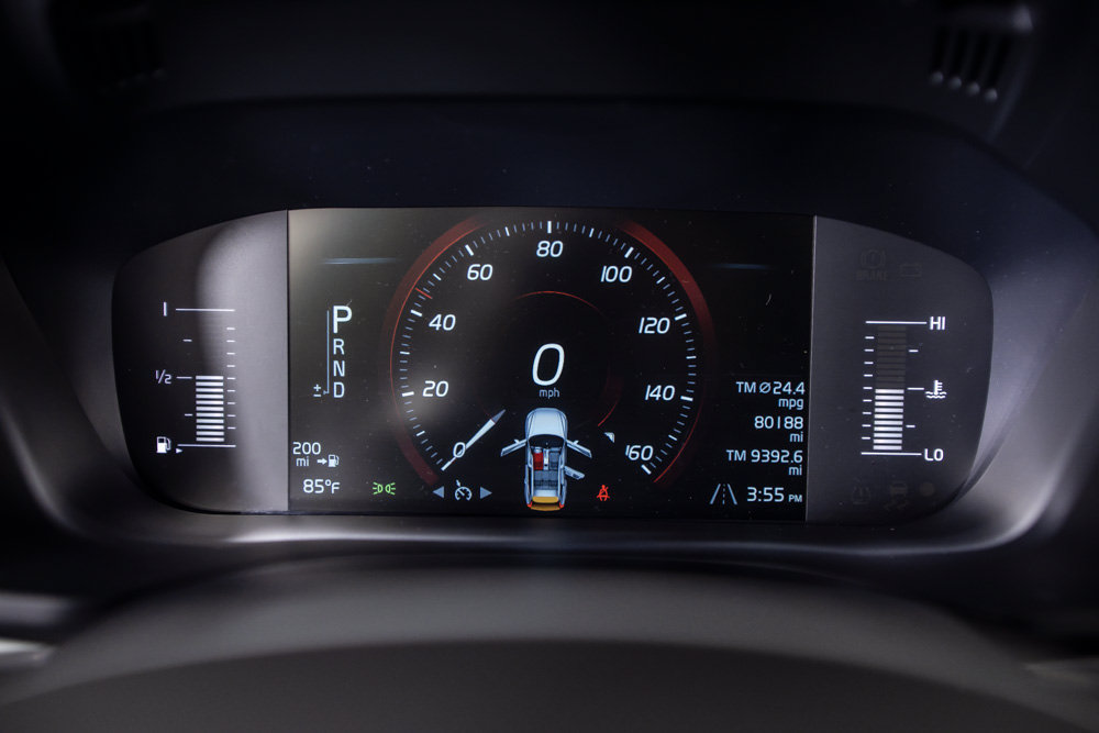 Used 2019 Volvo XC60 T5 Momentum w/ Premium Package FWD image 25