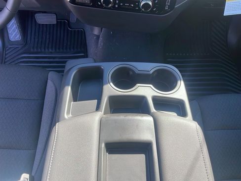 New 2026 GMC Sierra 1500 Elevation image 17