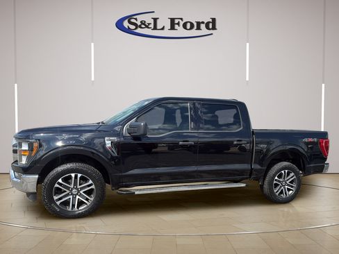 Certified 2023 Ford F150 XLT w/ Equipment Group 301A Mid AWD/4WD image 3