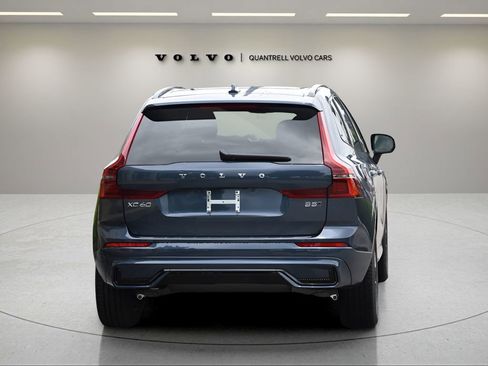 Certified 2026 Volvo XC60 B5 Core w/ Protection Package Premier image 5