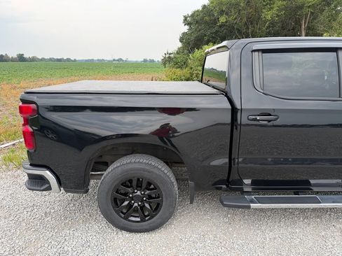 Used 2019 Chevrolet Silverado 1500 LT w/ All-Star Edition AWD/4WD image 21