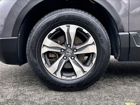 Used 2018 Honda CR-V LX image 7