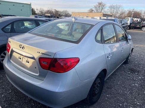 Used 2010 Hyundai Elantra GLS image 7