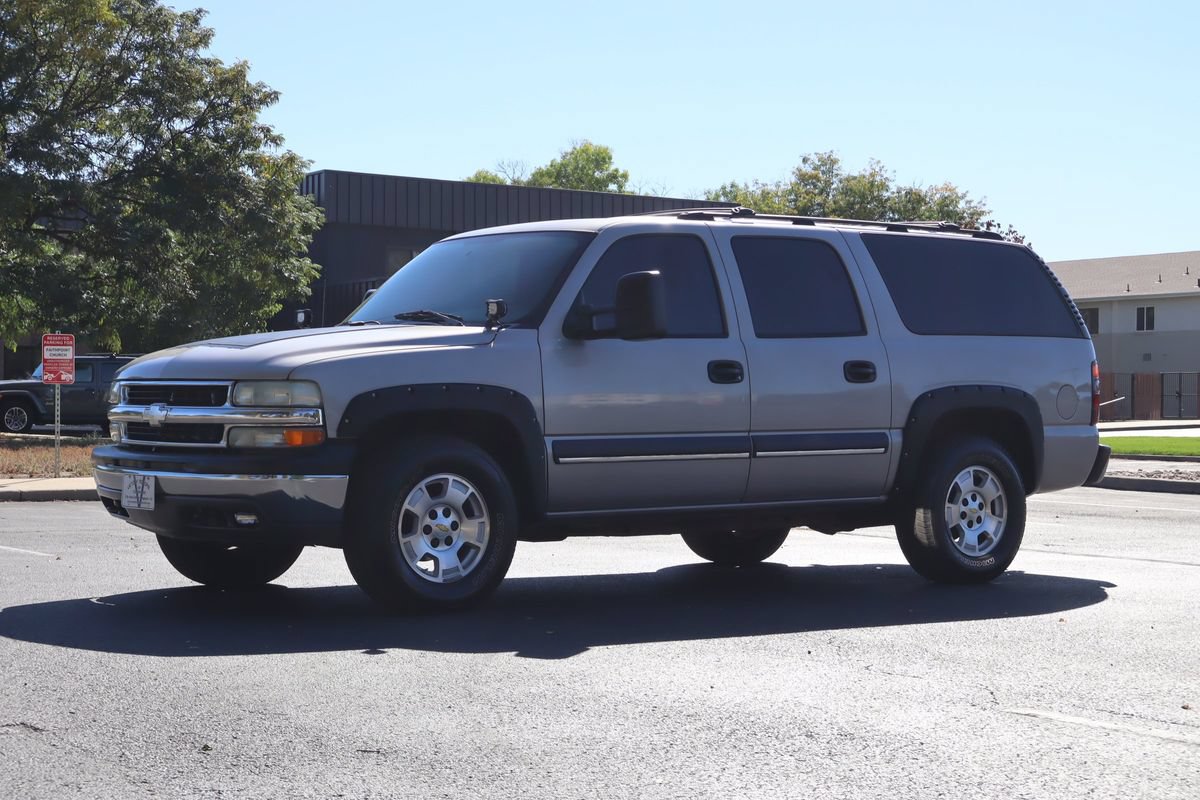 Used 2004 Chevrolet Suburban LS w/ Preferred Equipment Group AWD/4WD image 11