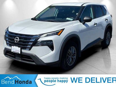 Used 2024 Nissan Rogue S AWD/4WD image 1