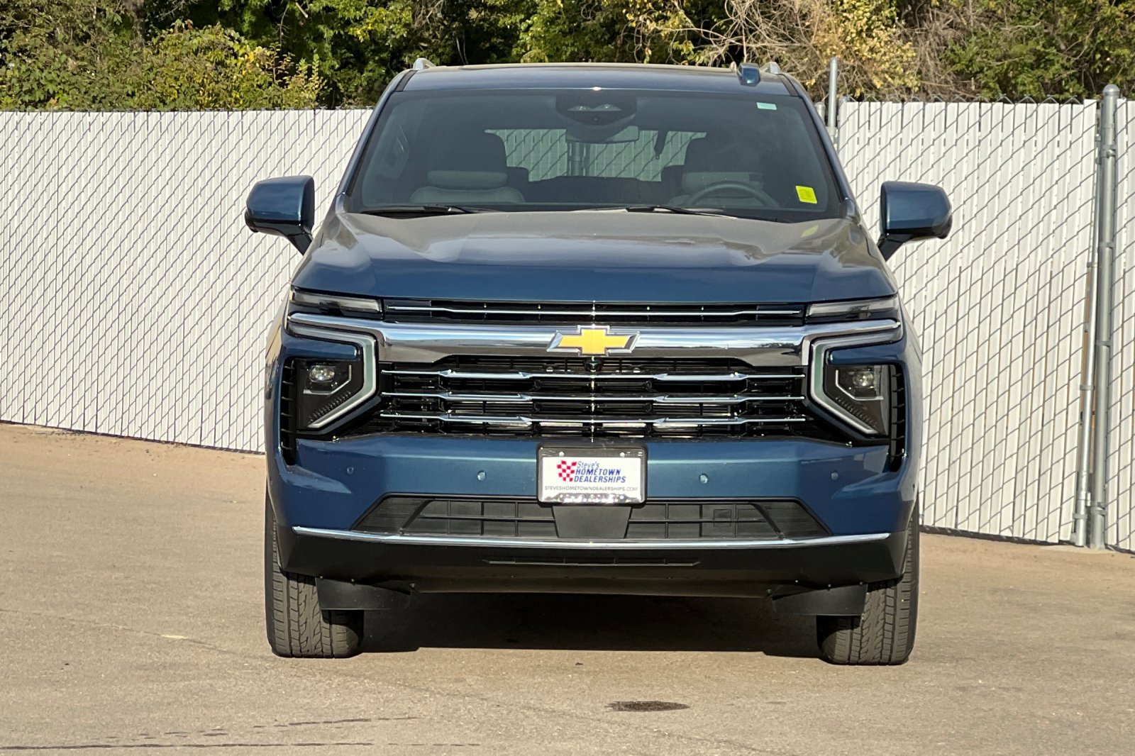 New 2027 Chevrolet Tahoe LT w/ Sun And Tow Package AWD/4WD image 6