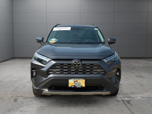 Certified 2022 Toyota RAV4 Limited w/ Limited Grade Weather Package AWD/4WD image 8