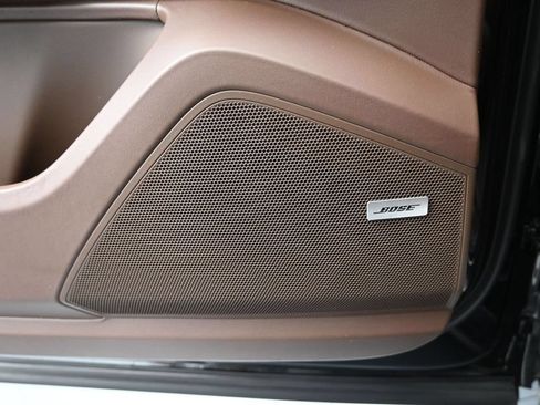 Certified 2023 Porsche Cayenne Turbo S AWD/4WD image 11