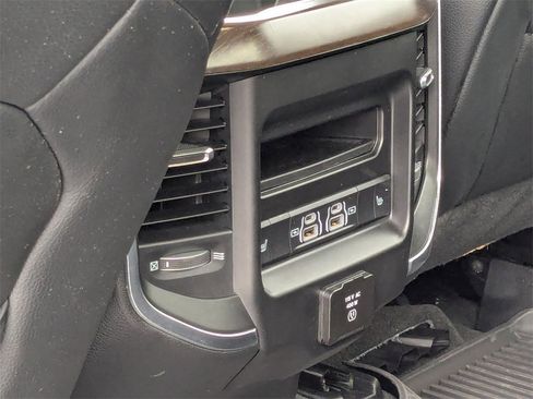 Used 2022 RAM 1500 Laramie image 15