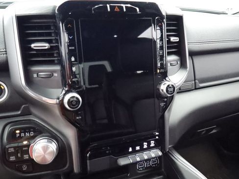 Used 2024 RAM 1500 Laramie AWD/4WD image 31