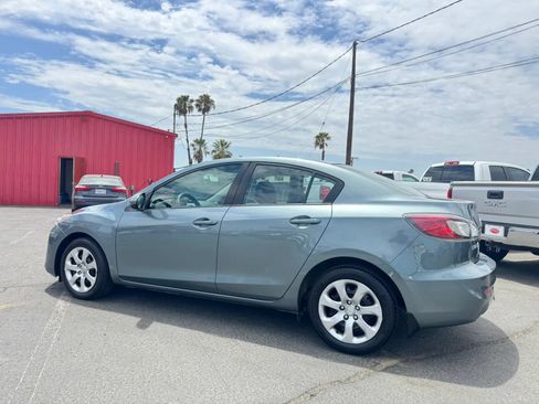 Used 2013 MAZDA MAZDA3 i Sport FWD image 4