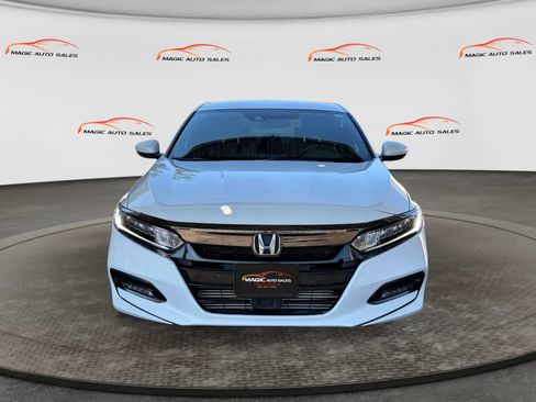 Used 2020 Honda Accord Sport image 3