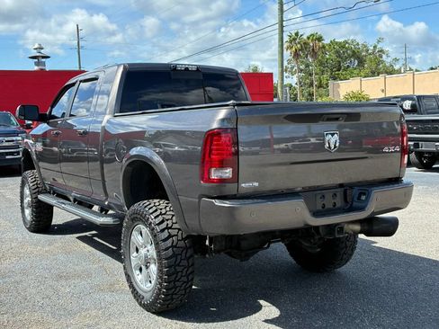 Used 2018 RAM 2500 Laramie w/ Sport Appearance Group AWD/4WD image 4