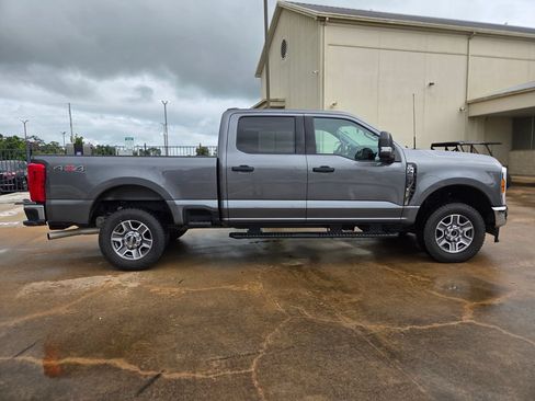 Certified 2025 Ford F250 XLT AWD/4WD image 4