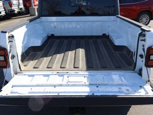 Used 2020 Jeep Gladiator Rubicon image 15