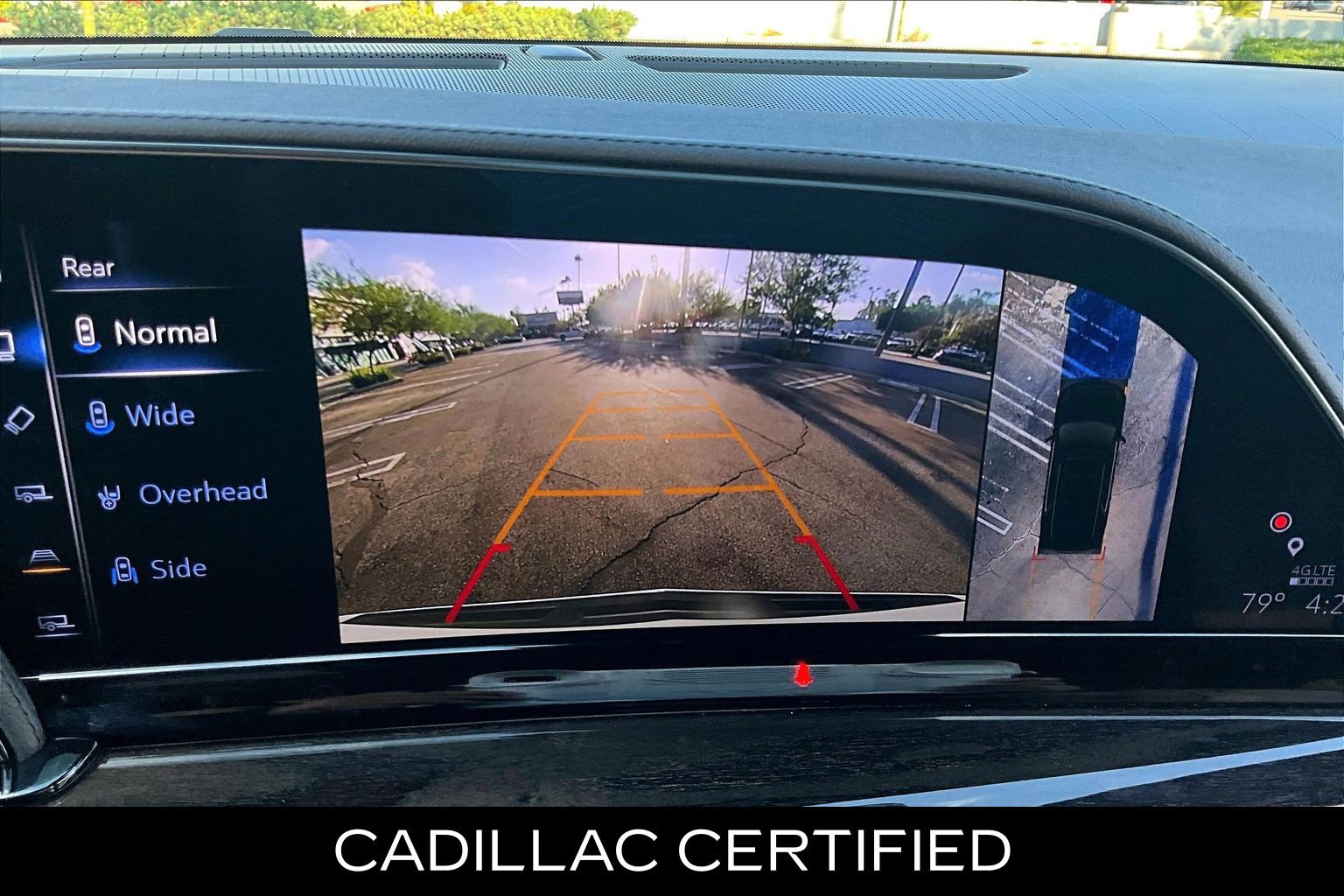 Used 2023 Cadillac Escalade Premium Luxury w/ Performance Package AWD/4WD image 16