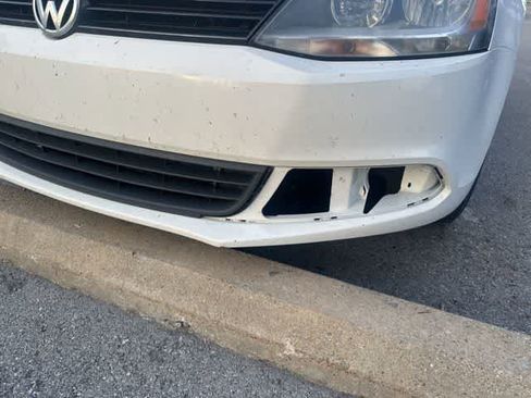 Used 2012 Volkswagen Jetta TDI FWD image 2