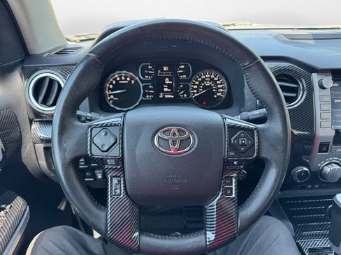 Used 2021 Toyota Tundra SR5 w/ SR5 Leather Package AWD/4WD image 10