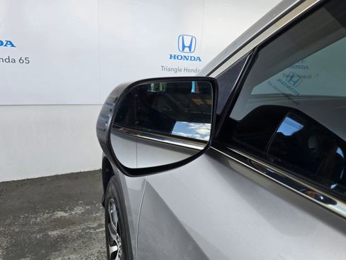 Used 2016 Honda CR-V LX image 29