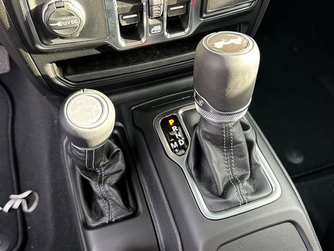 New 2025 Jeep Wrangler Sahara w/ Technology Group image 25