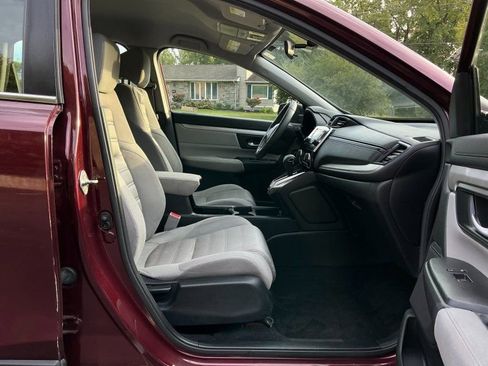 Used 2019 Honda CR-V LX image 9