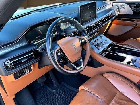 Used 2020 Lincoln Aviator Black Label image 14