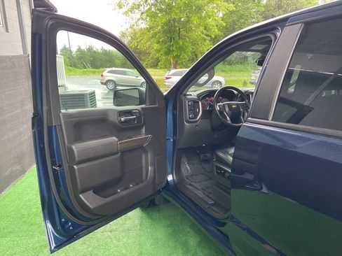Used 2021 Chevrolet Silverado 1500 LT w/ LPO, Dark Essentials Package AWD/4WD image 35
