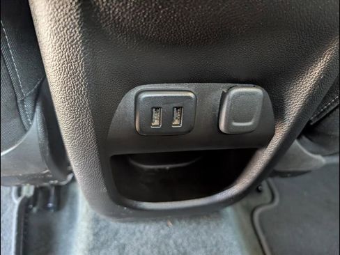 Used 2017 GMC Canyon SLE w/ SLE Convenience Package image 20