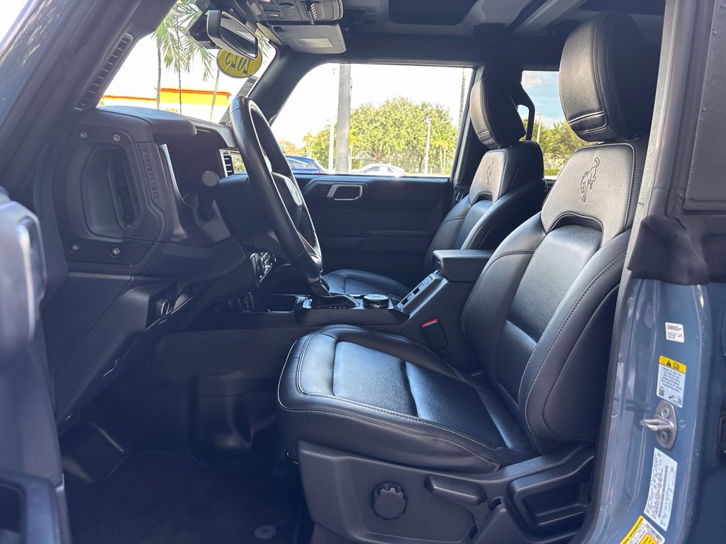 Used 2025 Ford Bronco Badlands AWD/4WD image 14