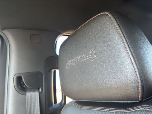 Used 2019 GMC Sierra 1500 AT4 w/ AT4 Premium Package image 27