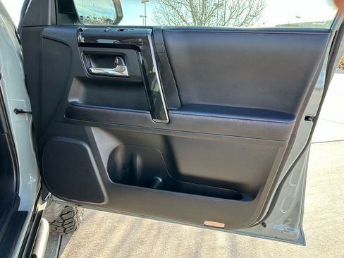 Used 2023 Toyota 4Runner TRD Off-Road Premium w/ Off Road Premium Plus Package image 30