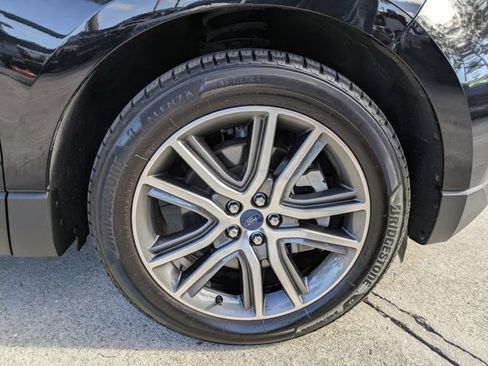 Certified 2021 Ford Edge Titanium image 11