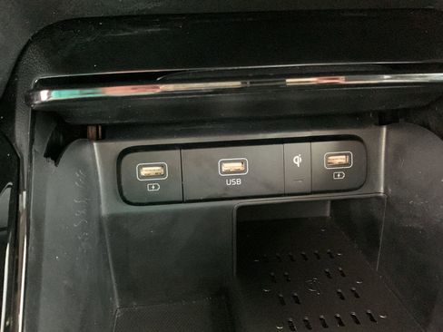 Used 2022 Kia Sorento SX Prestige image 13