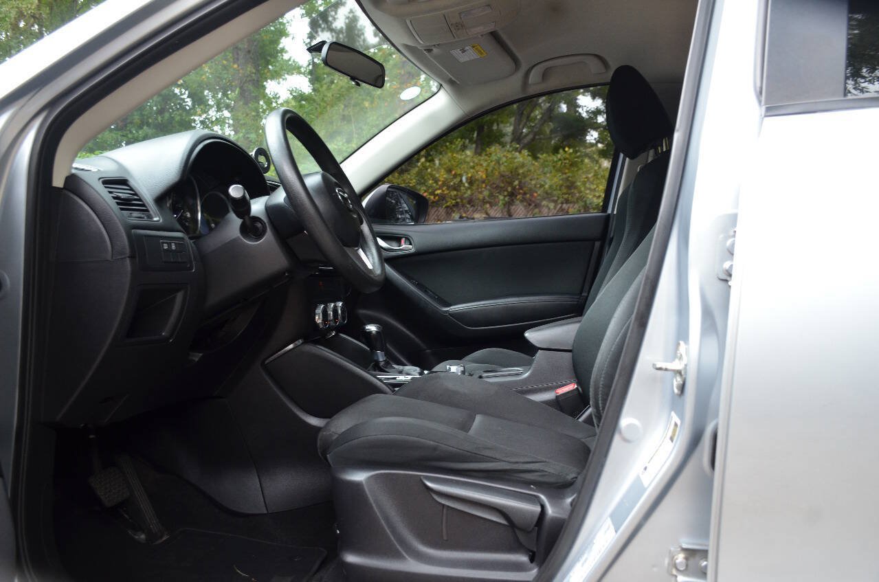 Used 2016 MAZDA CX-5 Sport w/ Rear Camera Package FWD image 11