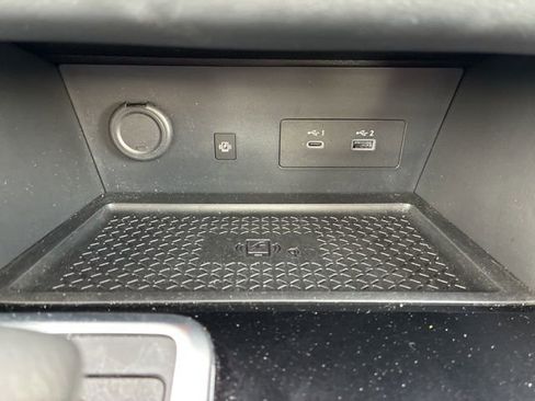 Used 2024 Nissan Pathfinder Platinum w/ Cargo Package image 39