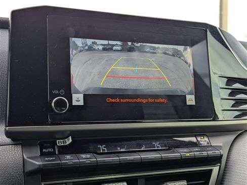 Certified 2025 Toyota Camry SE image 12