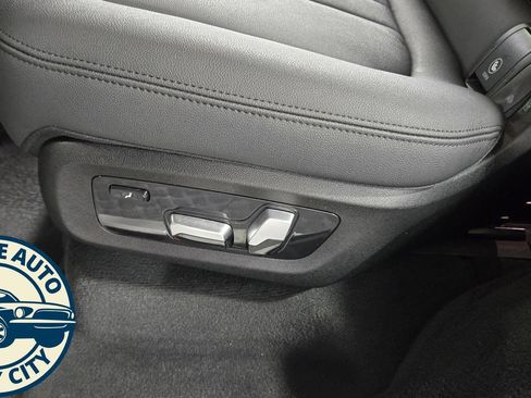 Used 2020 BMW X7 xDrive40i w/ Parking Assistance Package AWD/4WD image 33