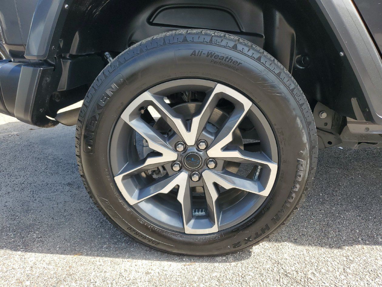 Used 2024 Jeep Wrangler Unlimited AWD/4WD image 5