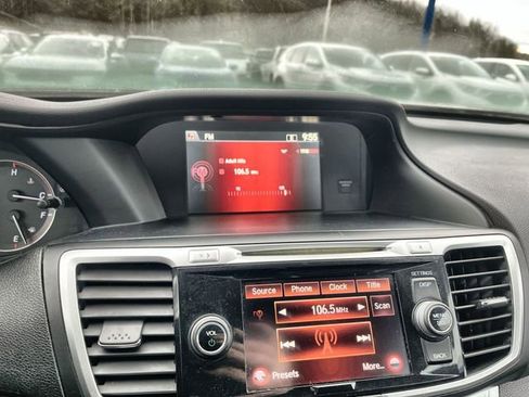 Used 2015 Honda Accord EX-L image 14