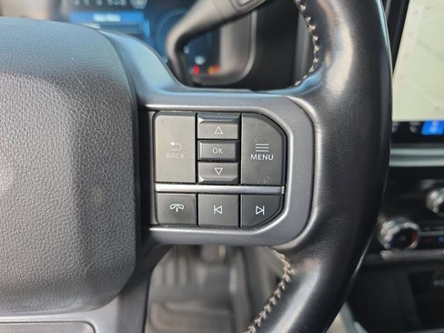 Used 2023 Ford F450 Lariat image 29