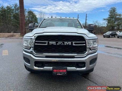 New 2024 RAM 3500 Tradesman image 2