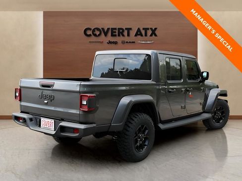 New 2025 Jeep Gladiator Sport image 5