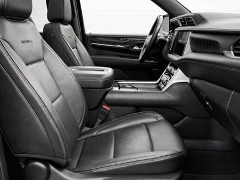 Used 2021 GMC Yukon Denali AWD/4WD image 11
