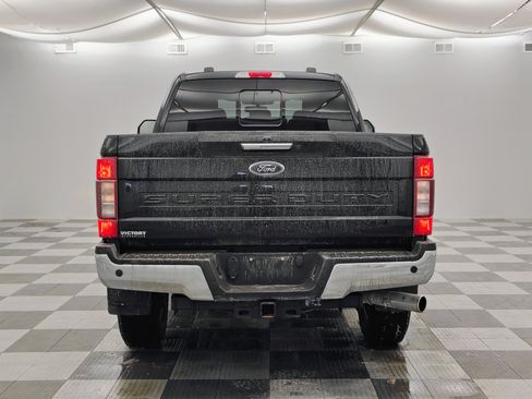 Used 2022 Ford F250 Lariat w/ Chrome Package image 6